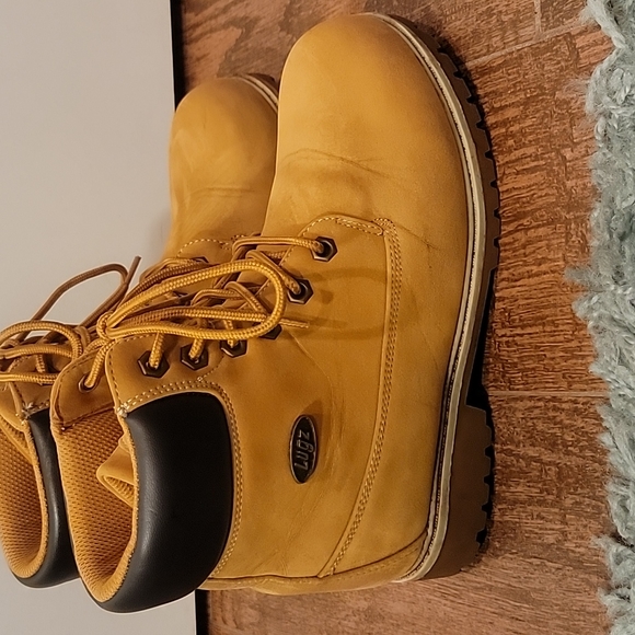 Lugz boots - Picture 4 of 5